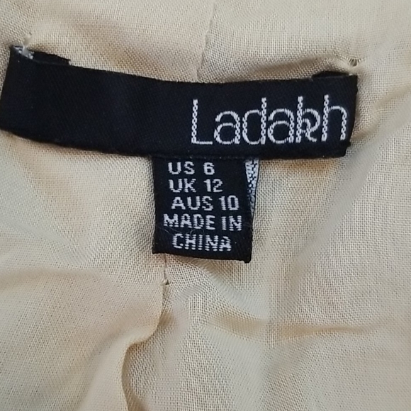 Ladakh cream fringe suede like jacket - Picture 6 of 8